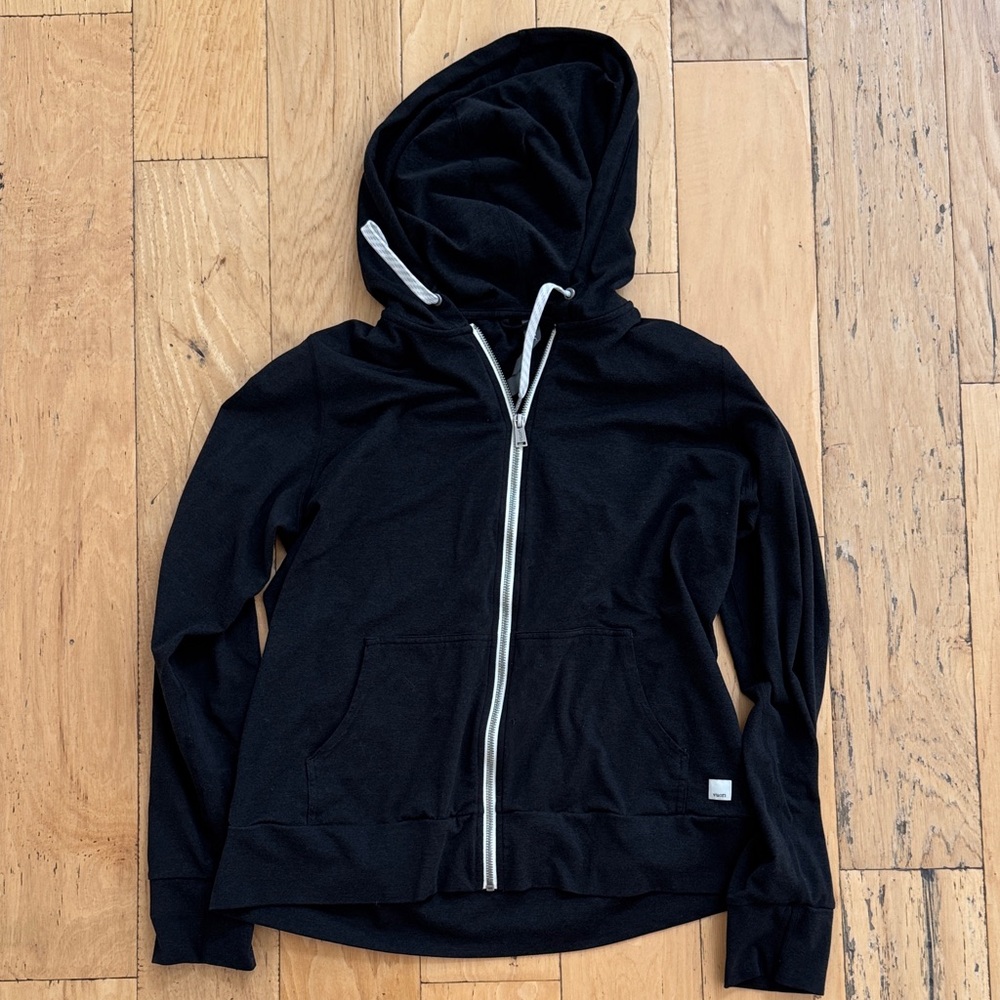 Halo Performance Hoodie 2.0 in Black Heather